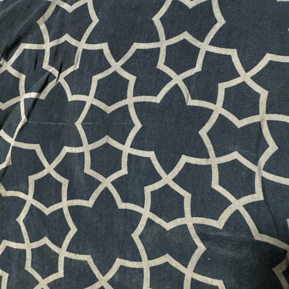 Brioni Button Down Shirt Men’s Medium 100% Rayon Blue Geo Print Luxury Deisgner - Picture 7 of 9